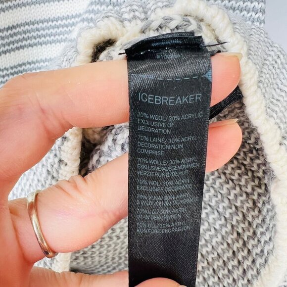 Icebreaker Merino wool turtle neck sweater, Gray/white, Size M D28 - Picture 10 of 13